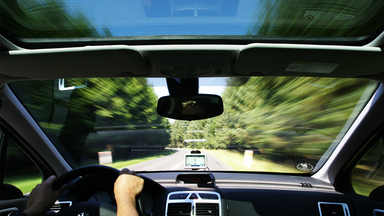 automotive-windshield-thumb